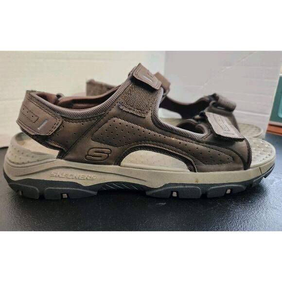 Skechers Sandals Tresman Garo Relaxed Fit Luxe Foam Comfort Mens Sz 10 Choc Mens - Picture 2 of 9